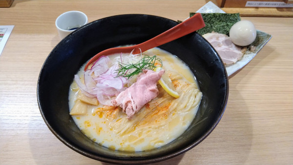 「【限定】特製 オマール海老の冷しそば」@焼きあご塩らー麺 たかはし 大船店の写真