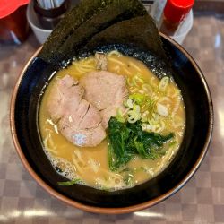 ラーメン（990円）