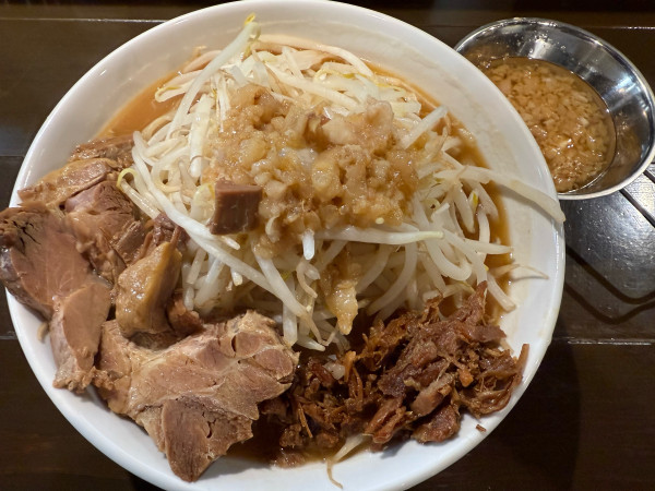 「ラーメンあぶら､あぶらマシマシ､ミニほぐし豚」@ラーメンDIYラボの写真