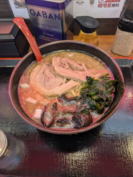 「ラーメン（大盛）」@イレブンフーズ 源流 南品川店の写真