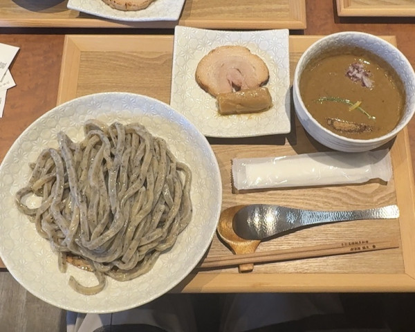 「御影つけめん中」@手打式特級多加水 御影麺 鏑矢の写真