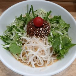 汁なし担々麵 1050円