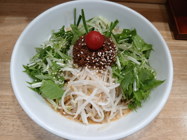 「汁なし担々麵 1050円」@担々麺琉帆～RuPaN～の写真