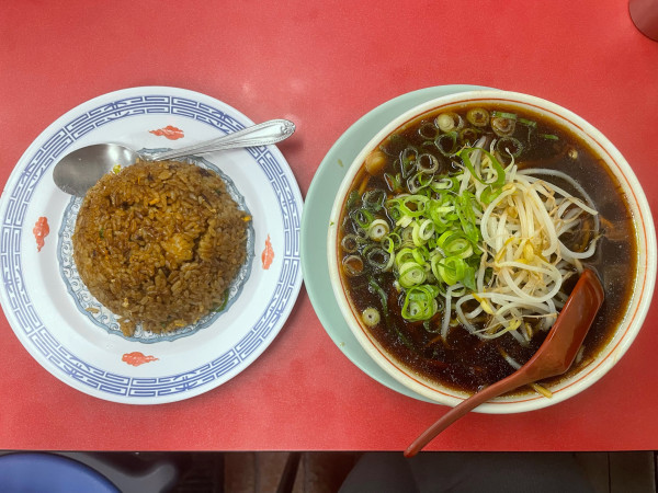 「中華そば 小、ヤキメシ」@新福菜館 本店の写真