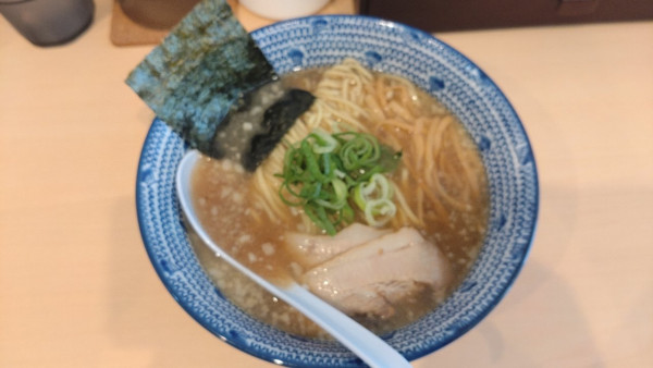 「焼きあご中華そば」@焼きあご中華そば おおなみ 西日暮里店の写真