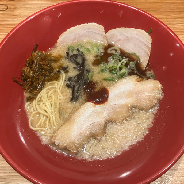 「赤丸新味550円【PM価格】豚ロース2枚150円-50円CP」@博多一風堂 ららぽーとTOKYO-BAY店の写真