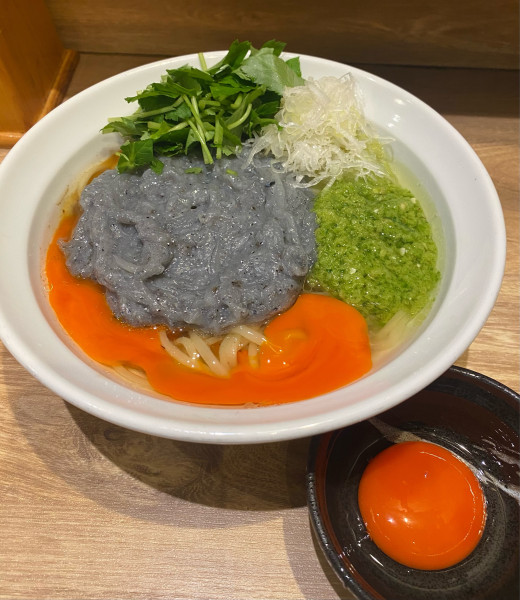 「[限定]湘南生しらすとハラペーニョのまぜそば￥1200」@麺庵 利休の写真