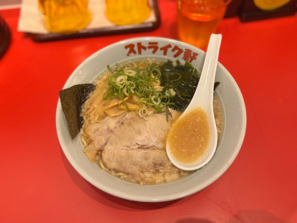 「ストレート 980円」@ストライク軒 中之島フェスティバルプラザ店の写真