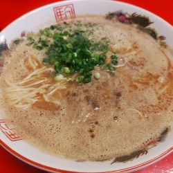 ラーメン 800円