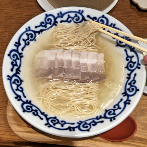 「豚豚そば(900円)」@豚そば 月や ラーメン滑走路店の写真