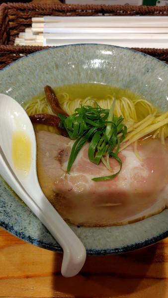 「淡麗鶏そば（塩）」@浅草ゆきかげ 結の写真