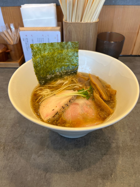 「淡麗飲む煮干しラーメン890円　和え玉」@攻ニボの写真