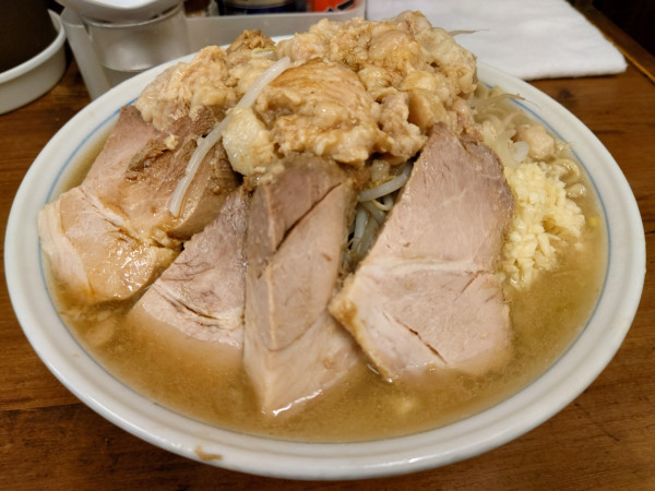 「大豚  ニンニク  アブラ  カラメ」@ラーメン二郎 品川店の写真