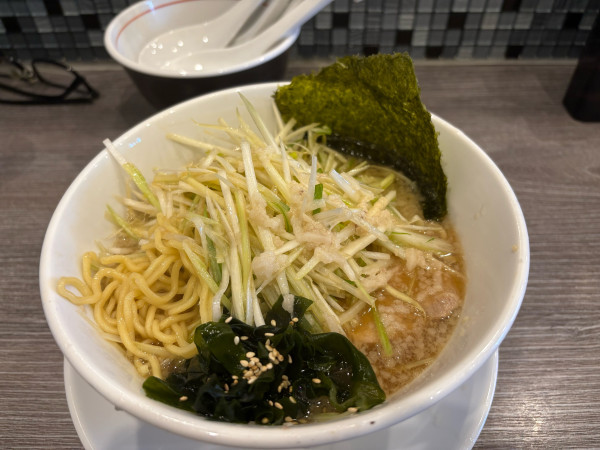 「ネギコテラーメン1050円」@ラーメンショップ◯化 神立店の写真