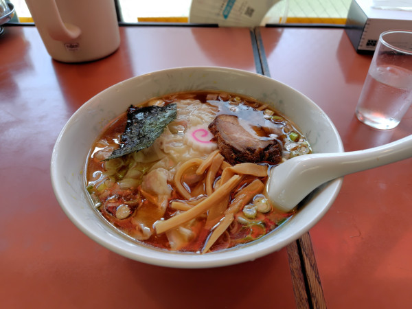 「ワンタンメン¥900」@草むらの写真