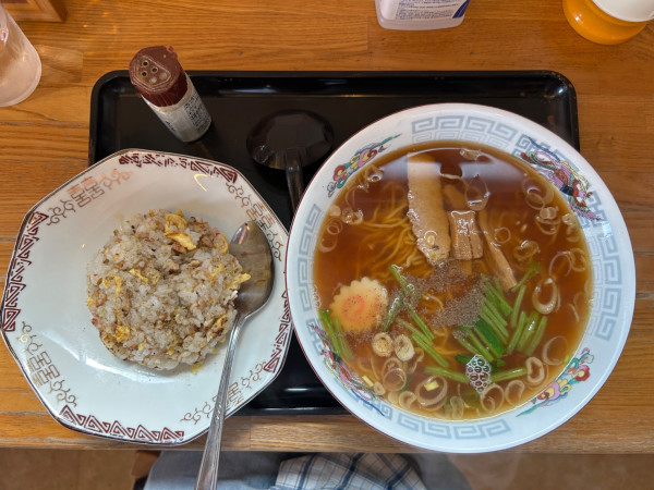 「半チャンラーメン(950¥)」@お食事処 玉半食堂の写真