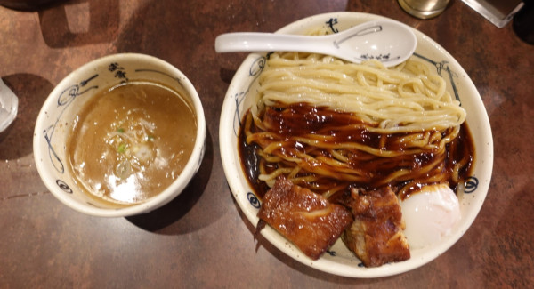 「濃厚外伝黒つけ麺（1,500円）」@麺屋武蔵 武骨外伝の写真