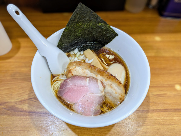 「煮干しらーめん（限定）＋味玉（1,130円）」@いのうえの写真