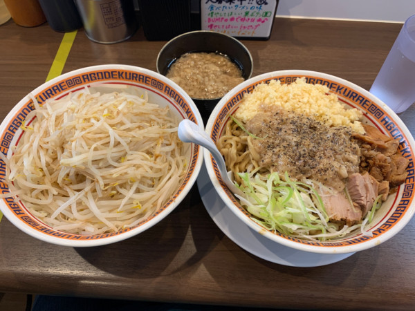 「汁なし(中盛り)」@顎で喰らえ ラウンドワン草加店の写真