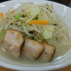 鶏塩"ブタ"タンメン 950円