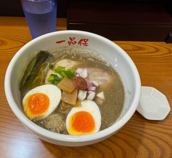 「中華蕎麦（セメント）＋味付たまご」@一品保の写真