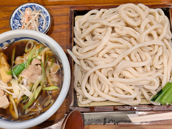 「肉つけ汁うどん（大盛）」@武蔵野うどん 麦わらの写真