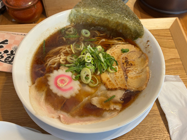 「淡麗中華そば」@中華そば 花道の写真