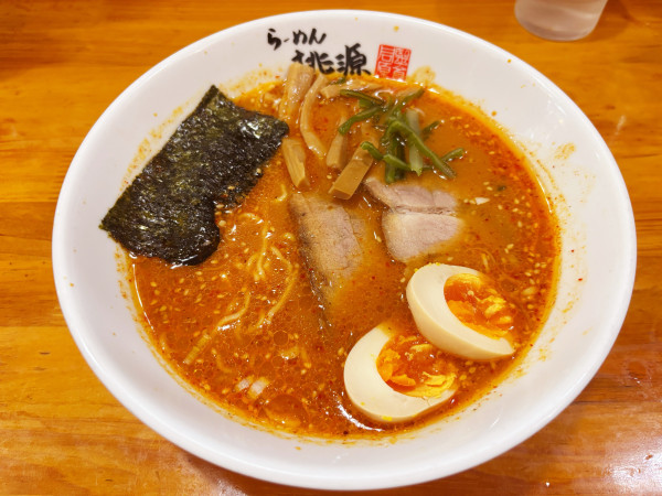 「辛味噌ラーメン 1250円」@らーめん 桃源の写真