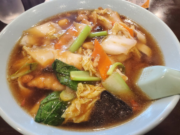 「五目刀削麺」@味香苑 南太田店の写真