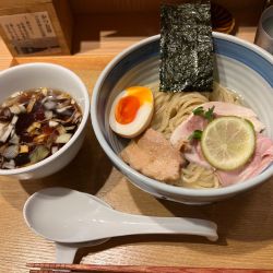 鰹昆布水つけそば