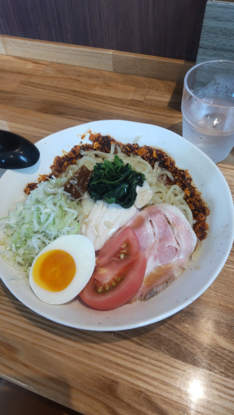 「麻辣冷し拉麺」@ラーメン屋やすひらの写真