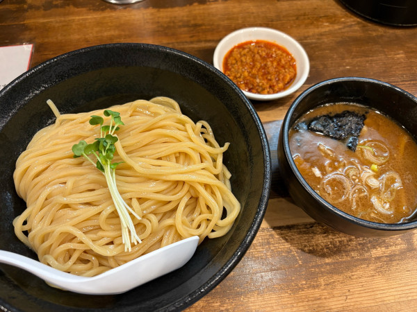 「つけ麺（中）＋旨辛肉味噌」@まる文の写真