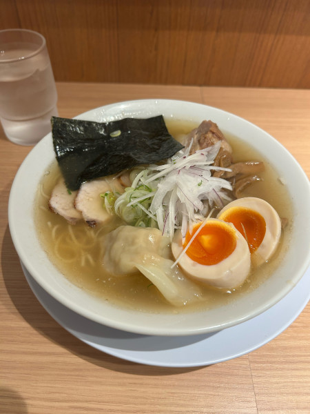 「特製塩ラーメン」@中華そば やなぎやの写真