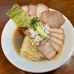 チャーシュー煮干そば