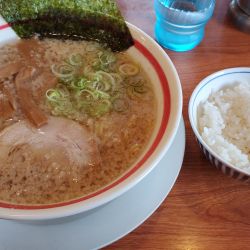 正油らーめん（こってり背脂）