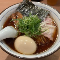 特製醤油らぁ麺