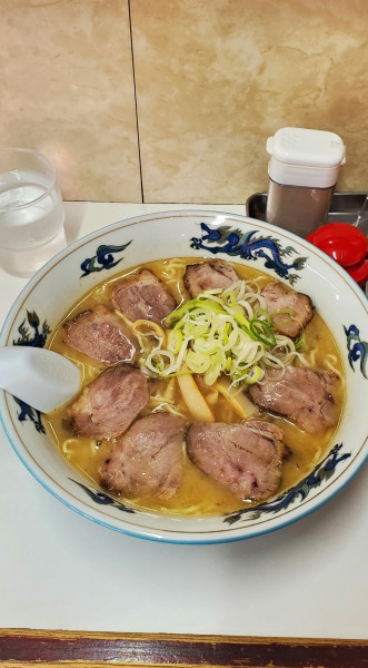「チャーシュー麺、塩。」@元祖北海道旭川ラーメン ぺーぱんの写真