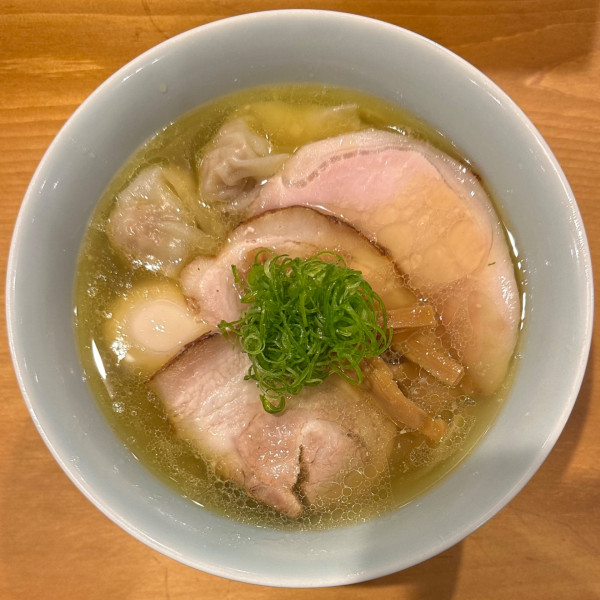 「特製（豚）塩そば」@中華そば しば田の写真