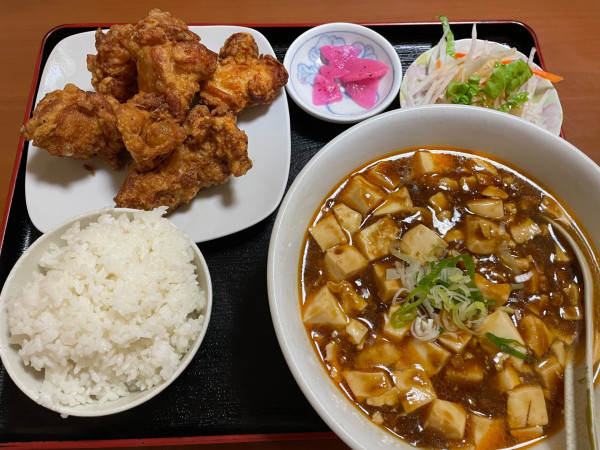 「ランチセット　マーボーラーメンに変更　￥１２００」@中国料理 京華の写真