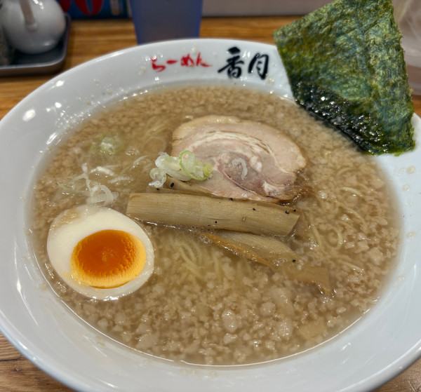 「背脂醤油ラーメン＋半ライス」@ら〜めん香月 池尻大橋店の写真