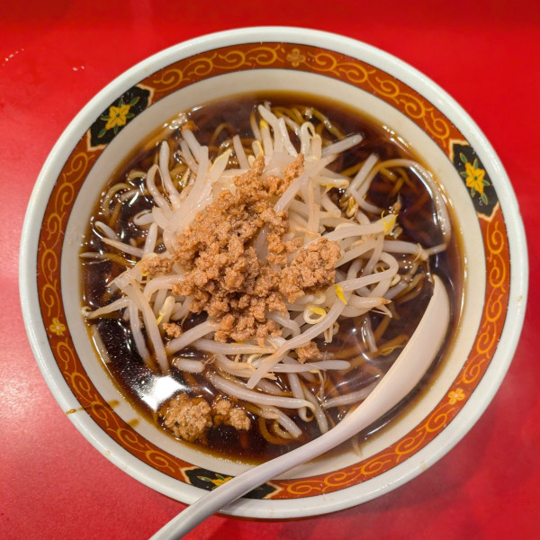「かけラーメン、トリスハイボール」@中華食堂一番館 西武新宿駅前店の写真