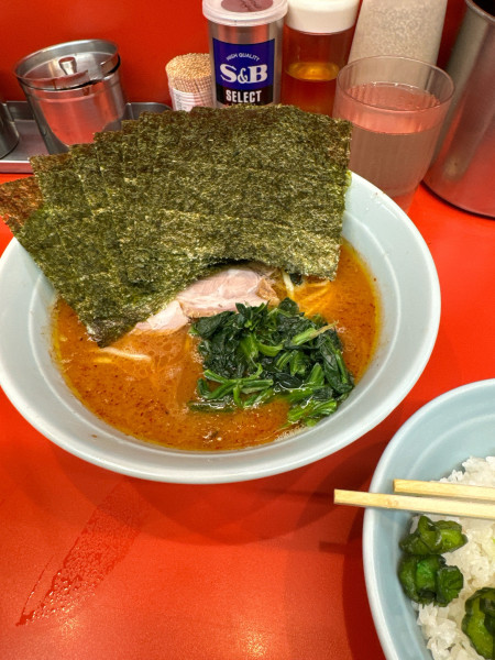 「ラーメン のり トッピング」@横浜ラーメン 武蔵家 板橋店の写真