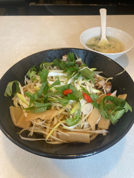 「油麺」@上海手打ちそばヤンヤン 銀座・三原橋交番前の写真