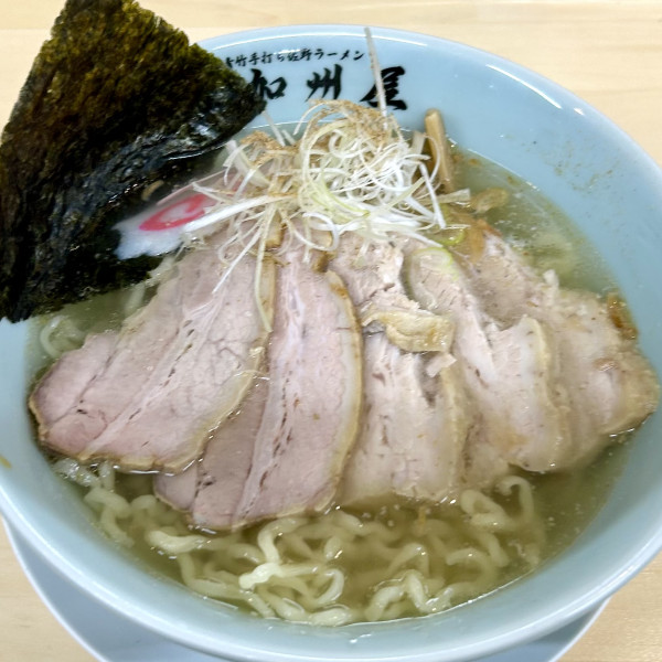 「塩ラーメン＋チャーシュー」@青竹手打ち佐野ラーメン 加州屋 小山店の写真