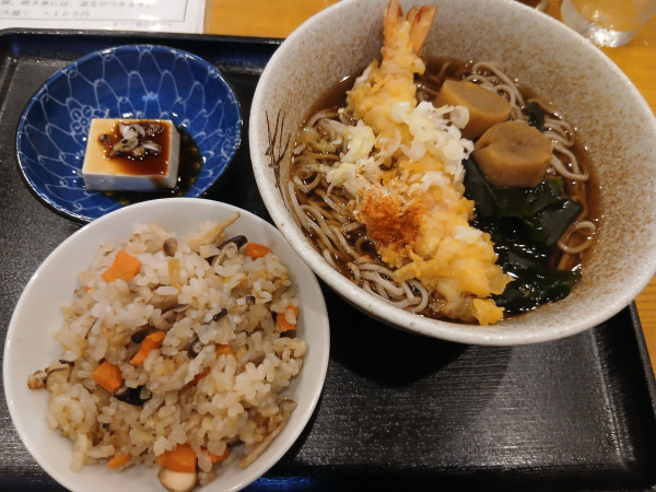 「えび天蕎麦セット 880円」@味どころ えちごの写真