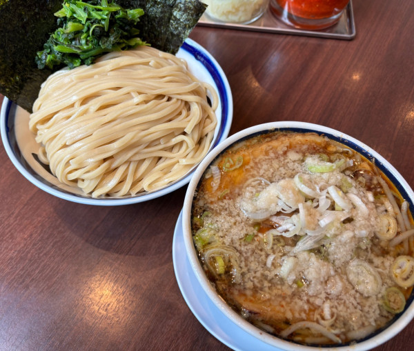 「つけ麺　大+海苔+ほうれん草」@中華そば赤寅の写真