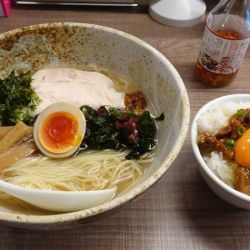 金目鯛の冷製麺（960円）＋肉味噌ご飯卵のせ：中（340円）