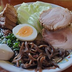 育元ラーメン、替え玉