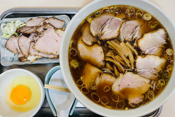 「チャーシューメン、玉子、チャーシュー」@永福町大勝軒の写真