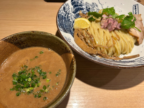 「ラム醤油つけ麺(大)」@自家製麺 MENSHO TOKYOの写真